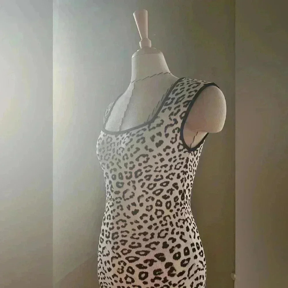 BCBGMAXAZRIA Ruby Snow Leopard Bodycon Cocktail Dress - XS - Picture 6 of 9
